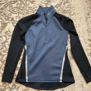 Under Armour 1/4 Zip size XS